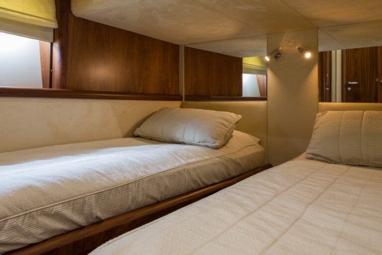 ASPIRE OF LONDON - Twin cabin