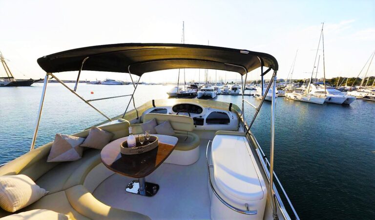 Flybridge