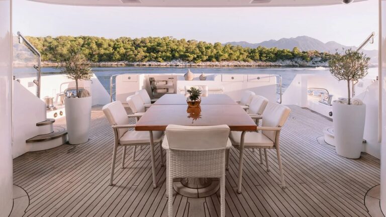 Exterior Dining Area