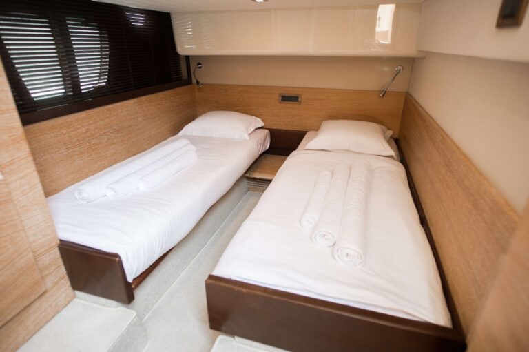 Twin Suite
