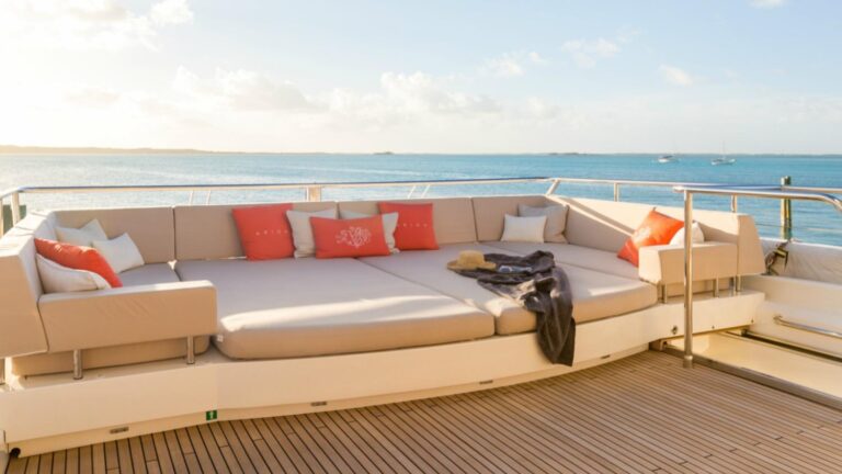 Aft Seating Area
