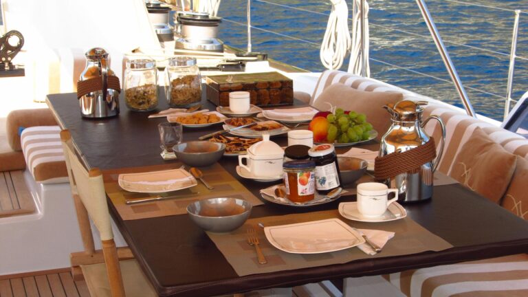 Alfresco Dining