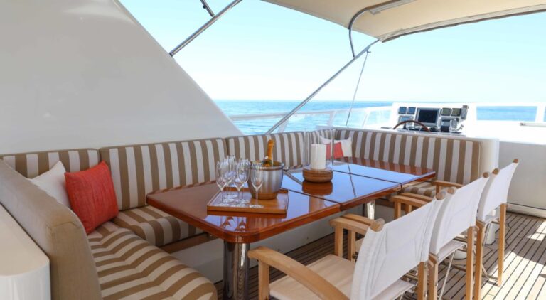 Alfresco Dining Area 00005