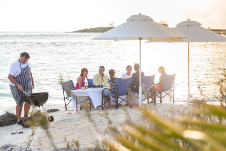 Alfresco Dining Ashore