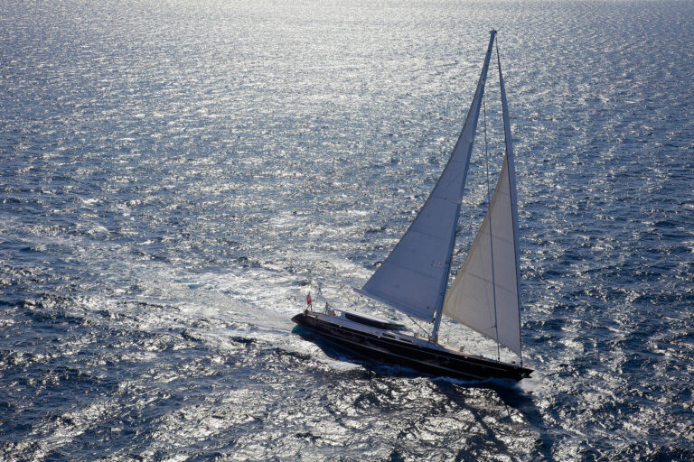 ALLURE A