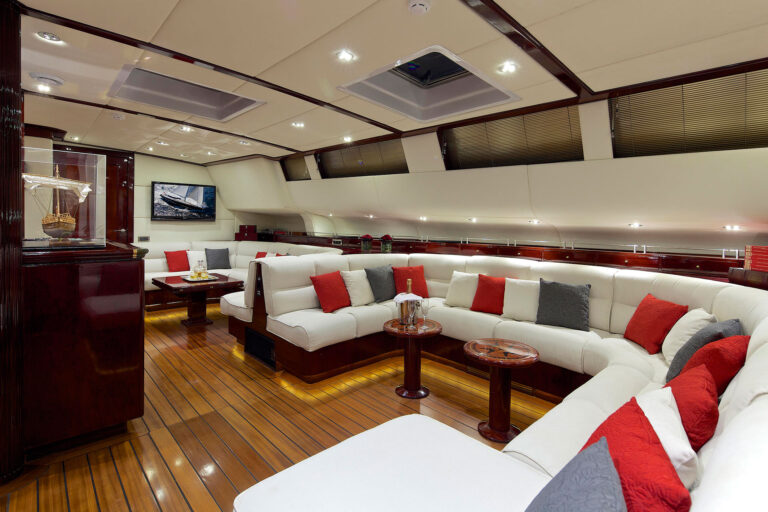 Charter yacht ALLURE A