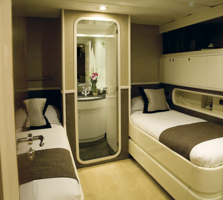 Avella - New Stb Twin 07