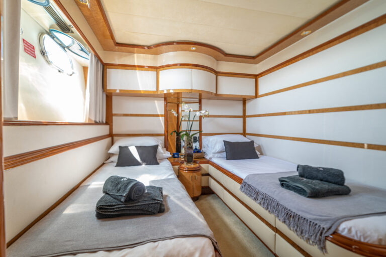 Twin Guest Cabin