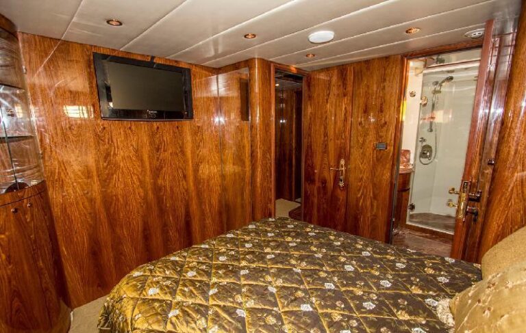 BELLA DONNA II - Guest Cabin