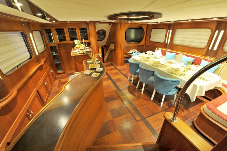 Salon and dining