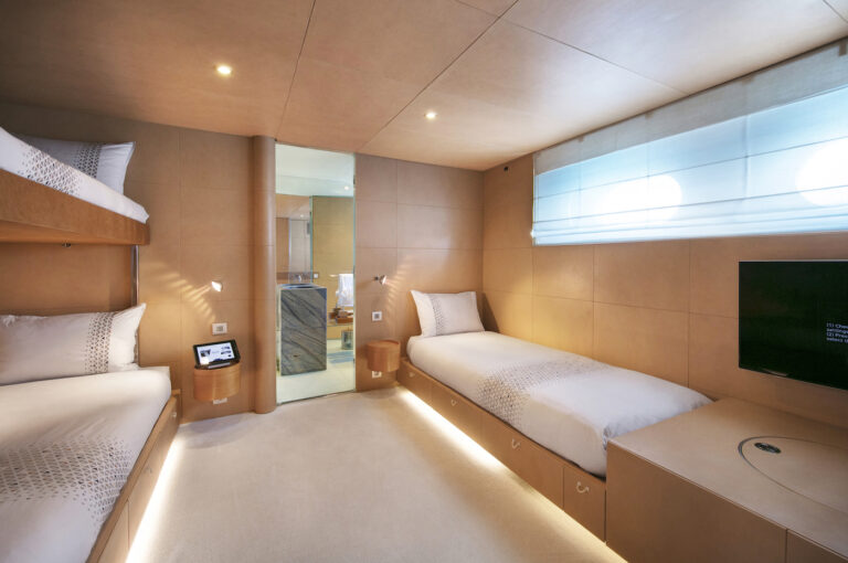 Twin Cabin + Pulman Bed