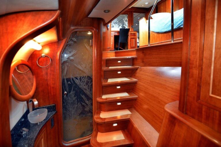 BOLDER WON - Master ensuite 2