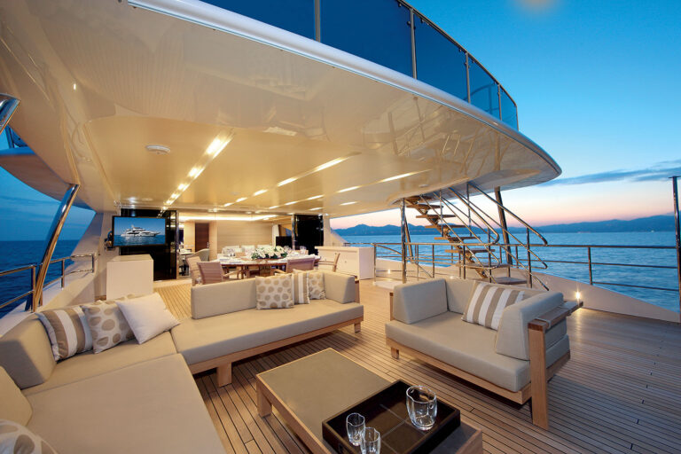 BS003 Upper Deck Lounging Area