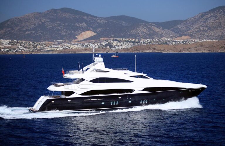 Barracuda Red Sea exterior view 4