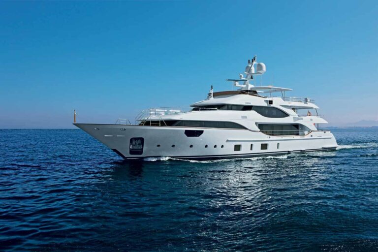 Benetti Crystal 140 Superyacht