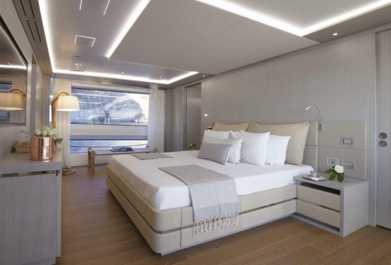 Benetti Mediterraneo 116 Master Cabin