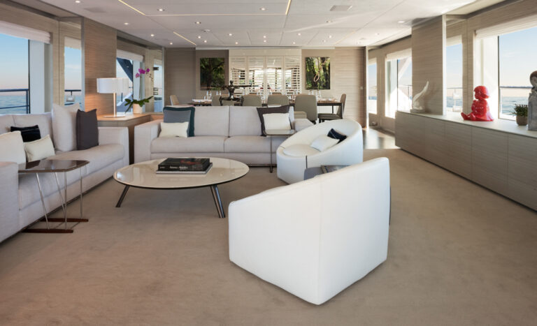 Benetti Motor Yacht Veloce 140-Saloon