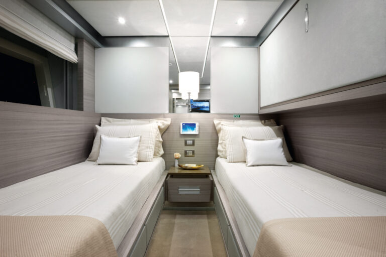 Benetti Motor Yacht Veloce 140 - Twin room