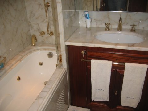 Benetti Yacht MIZAR -  Master Ensuite