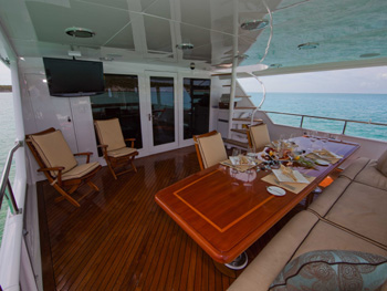 CHASING DAYLIGHT - Aft Deck Al Fresco Dining
