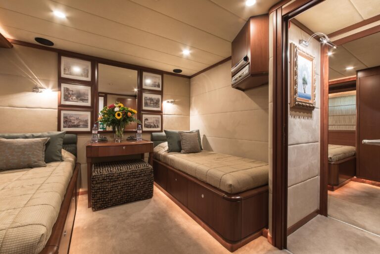 CLARITY Twin Cabin Copy