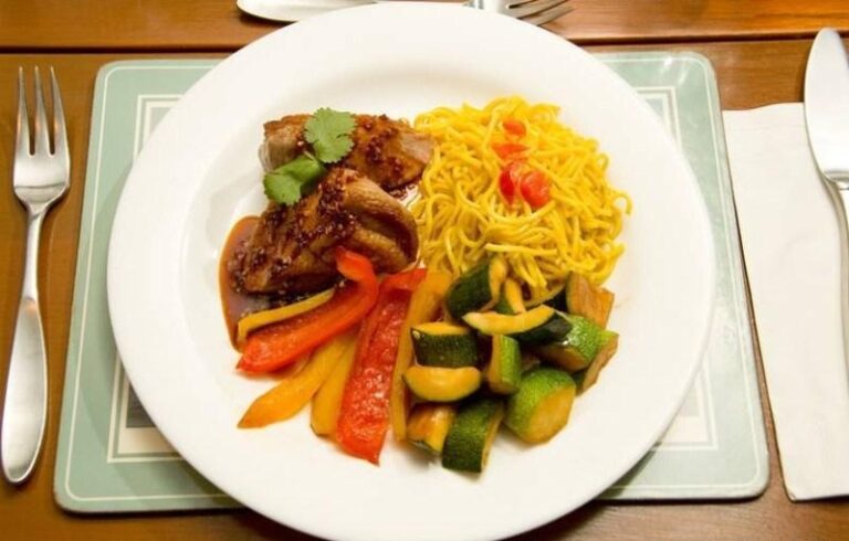 CUAN LAW - Cuisine