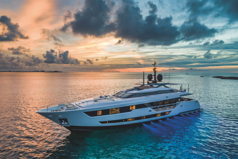 38M CUSTOM LINE SUPERYACHT
