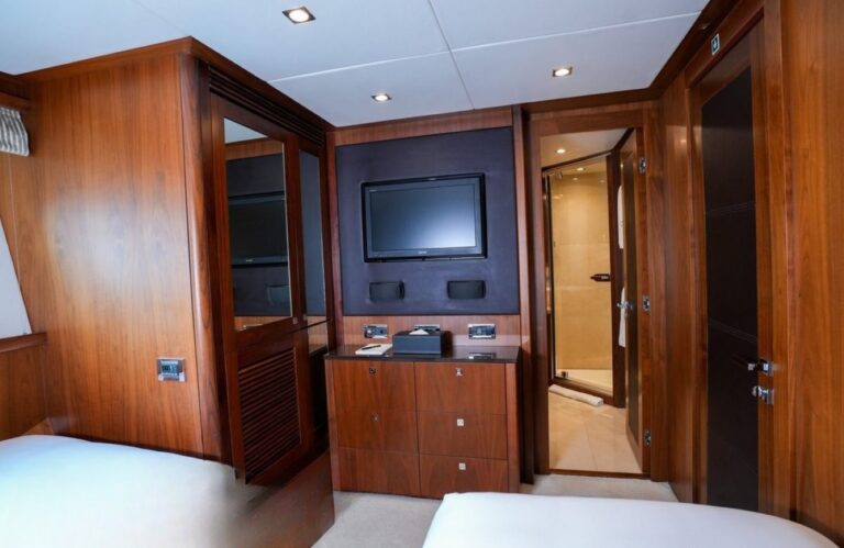 Cabin With Double Bed