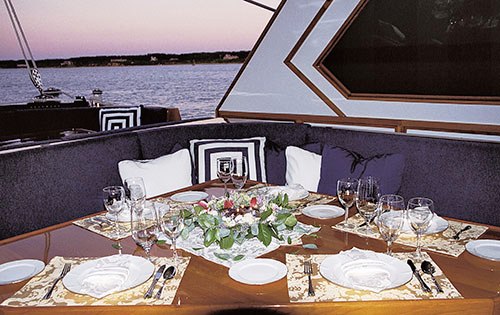 Caldera - Aft Cockpit Dining
