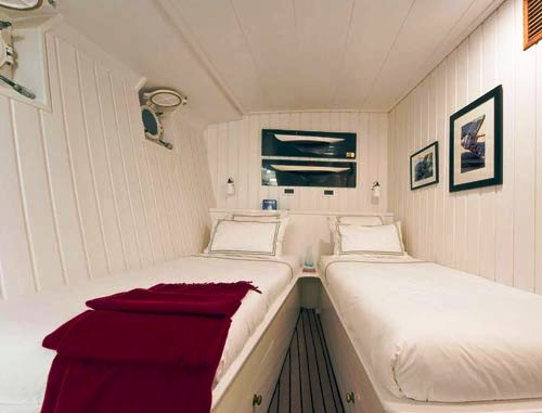 Camara C -  Twin Cabin 2