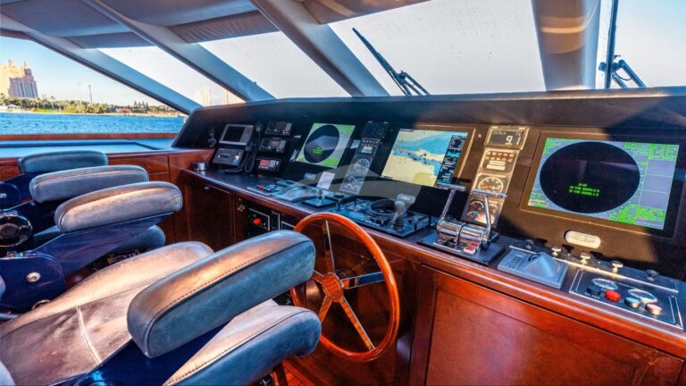 Captain Room