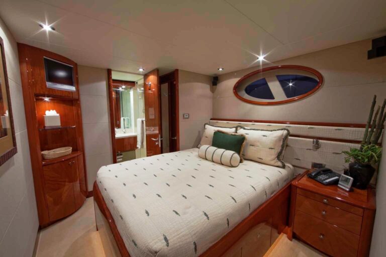 Castaway - Guest Stateroom