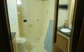 Cat AMAZING GRACE - Guest Ensuite