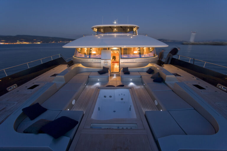 Catamaran BRADLEY -  Foredeck