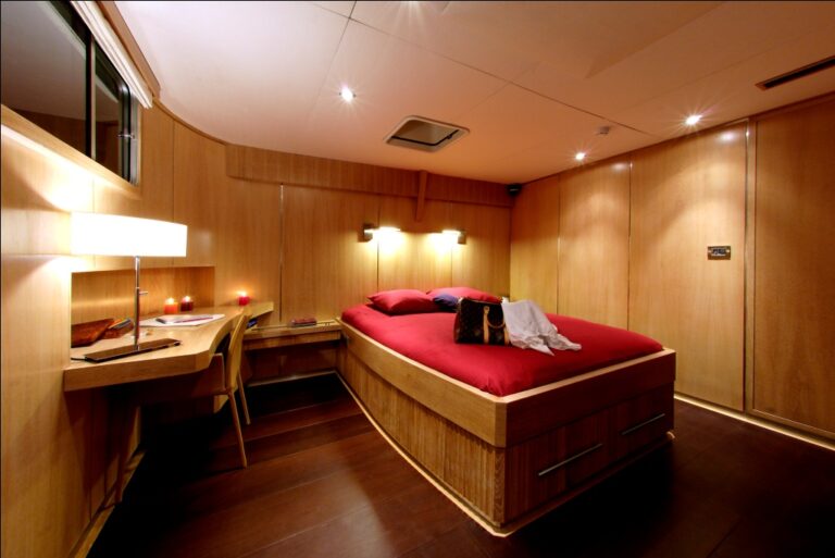 Catamaran BRADLEY -  Master Cabin