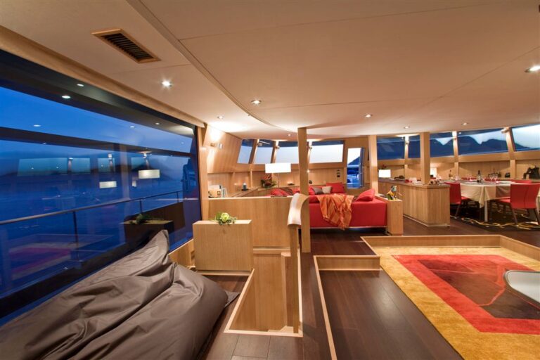 Catamaran BRADLEY -  Port View