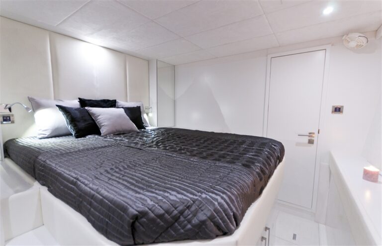 Catamaran DREAMLINER - Guest Cabin 1