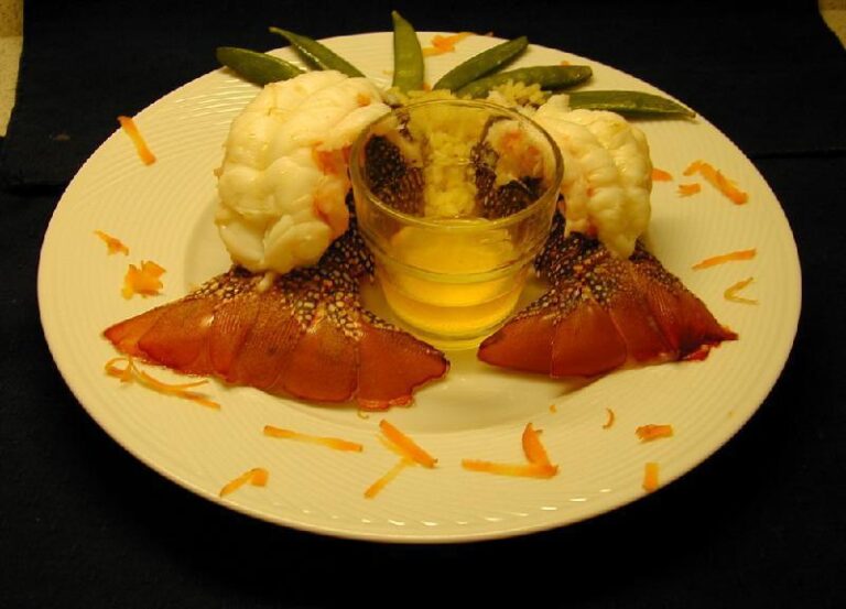Catamaran VICTORIA - Fine Cuisine