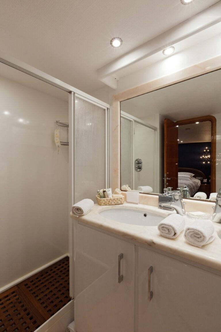 Classic yacht DUNE - Ensuite