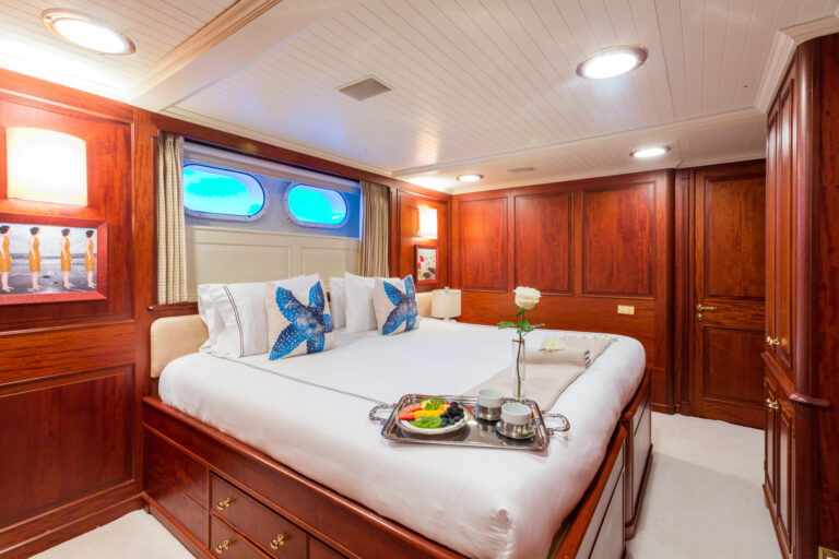 Convertible Guest Cabin