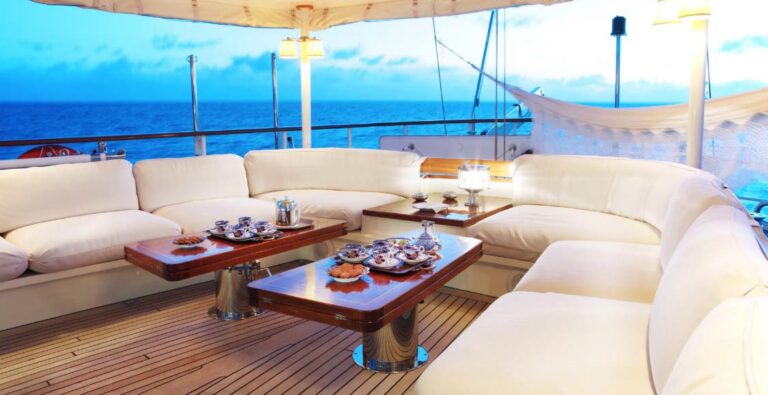 DIONE STAR - Aft deck