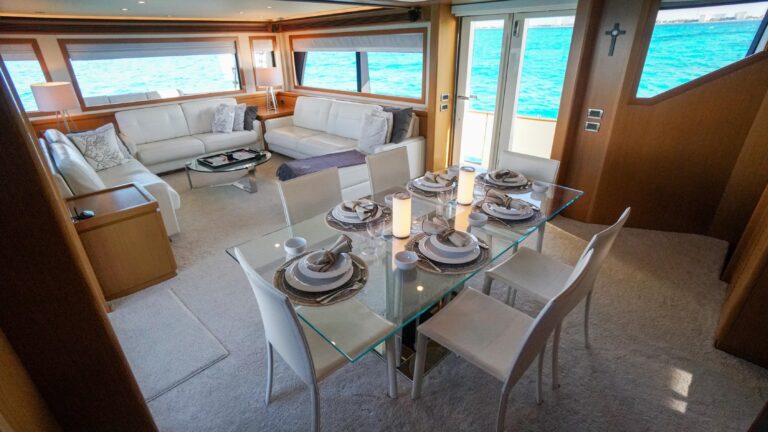 Dining and salon
