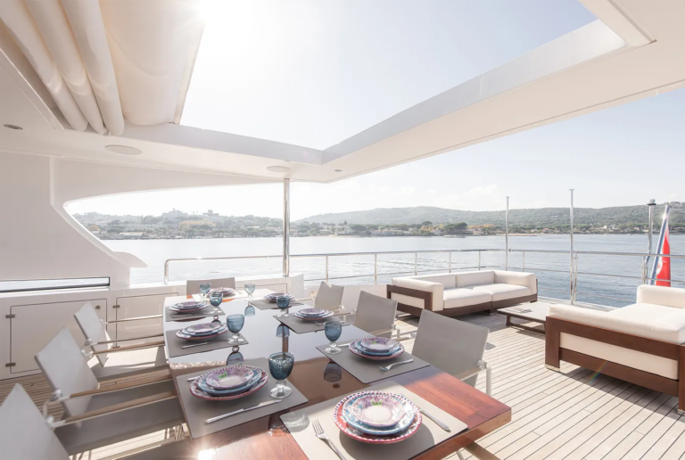 Deck Dining