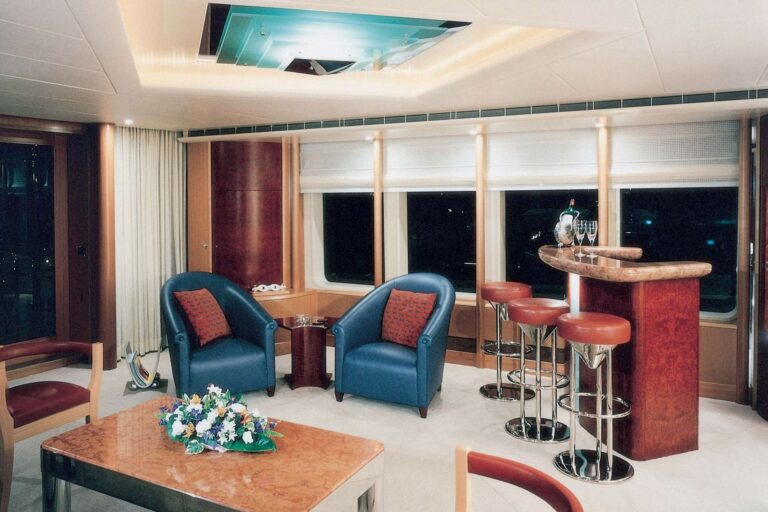 Deck_Lounge