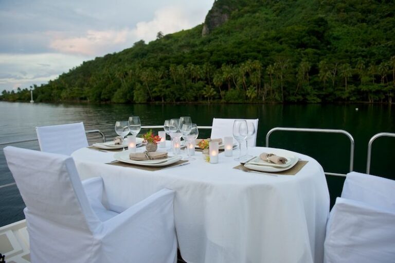 Dining 5