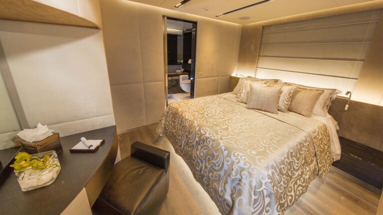 Double Cabin