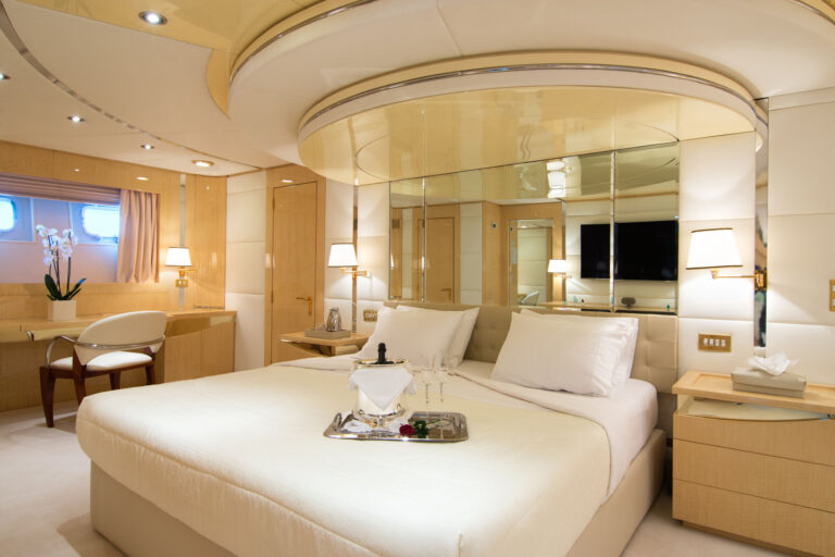 Double Cabin