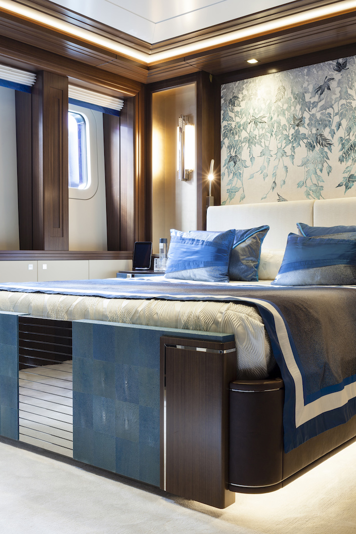 Double Cabin Ann G