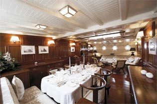 ELEONORA - Formal Dining