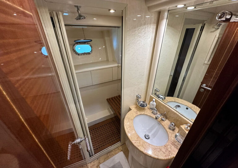 Guest Ensuite